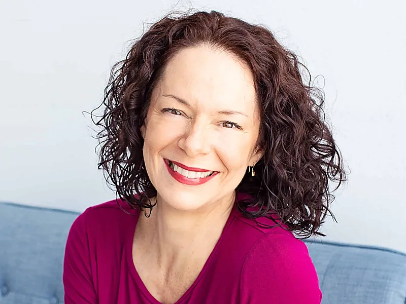 Cari Jackson headshot