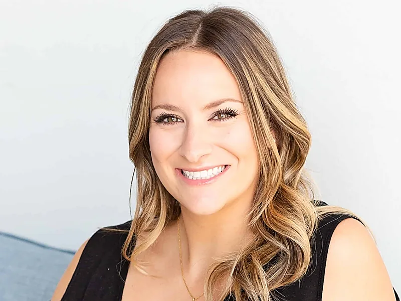 Samantha Simpson headshot